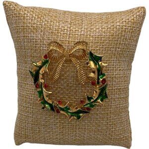 MYLU Vintage Christmas Wreath Brooch Gold Tone Green Red Enamel Holiday Pin